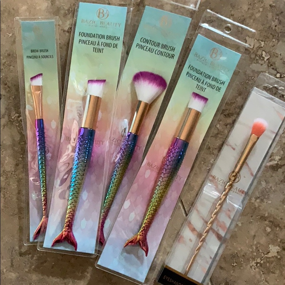 Make up brushes